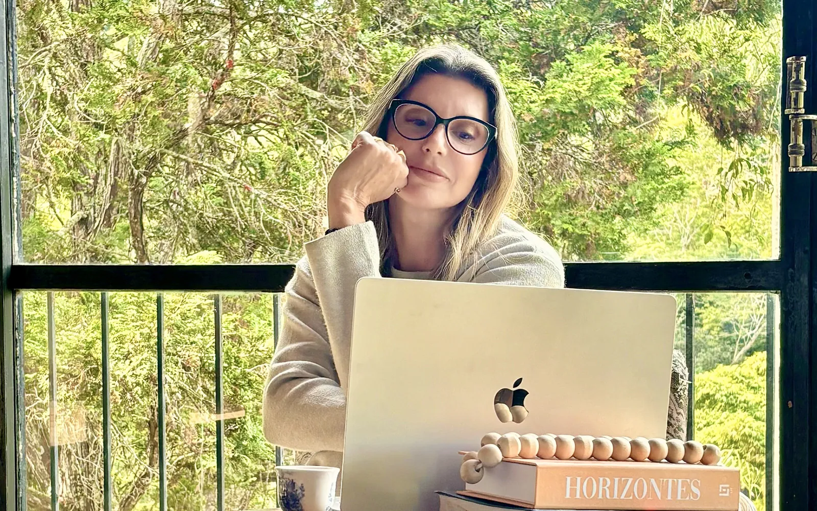 Dra. Andréia Batista